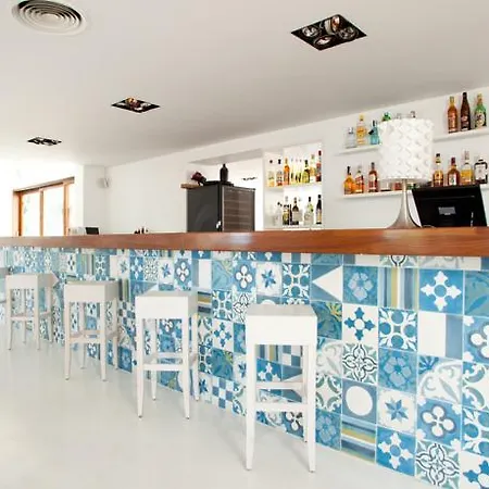 Hotel Zhero 